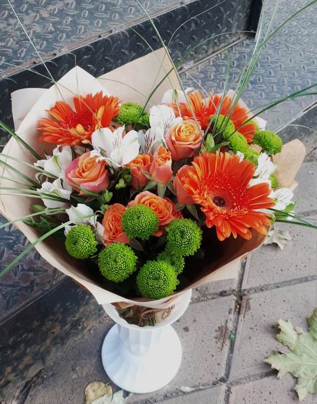 Букет цветов из: Герберы, Хризантемы, Альстромерии и Розы в Балтаси