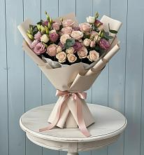 Букет цветов из:  Розы и Лизиантусы #REPLACE_PRED# Балтаси