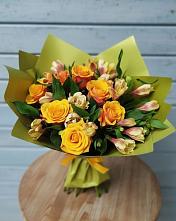 Букет цветов из:  Альстромерии и Розы в Балтаси
