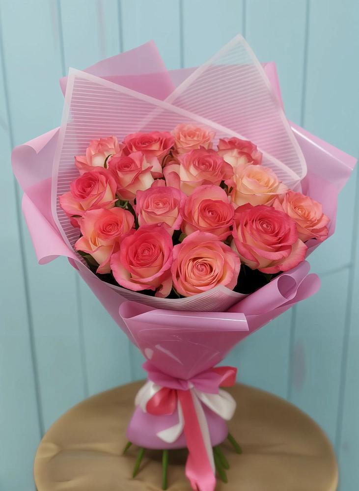 Букет 15 Розовых роз Равель в Балтаси
