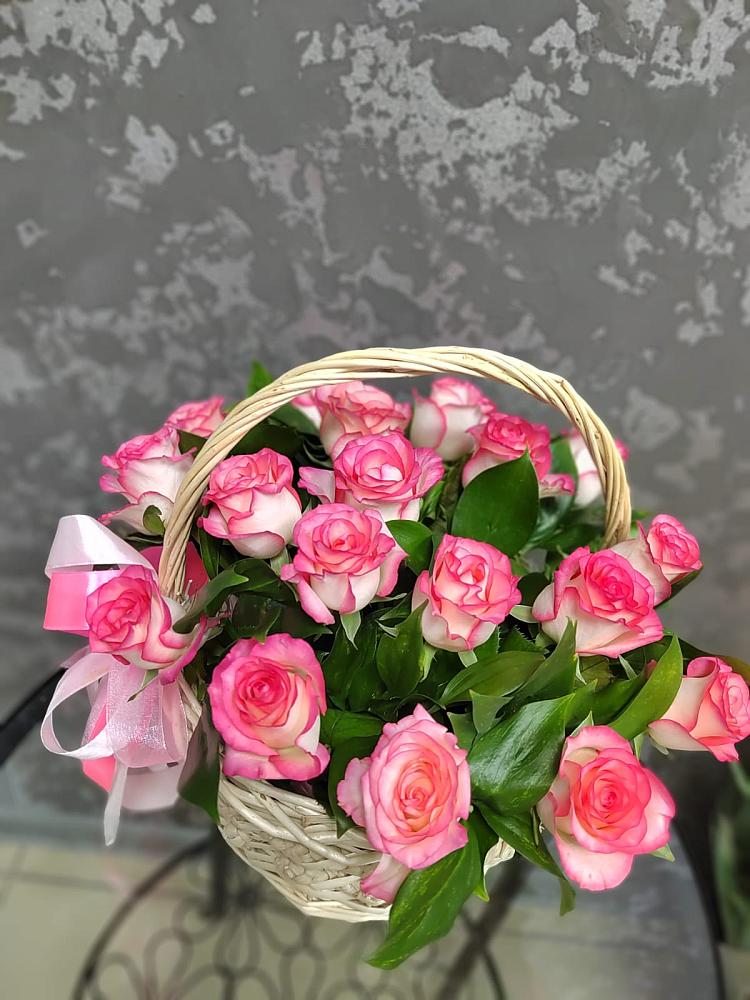 Цветочная композиция из Розы в корзине в Балтаси