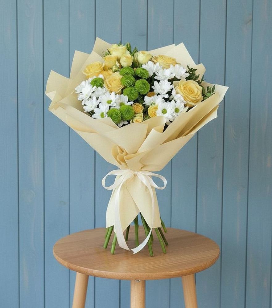 Букет цветов из: Хризантемы и Розы в Балтаси