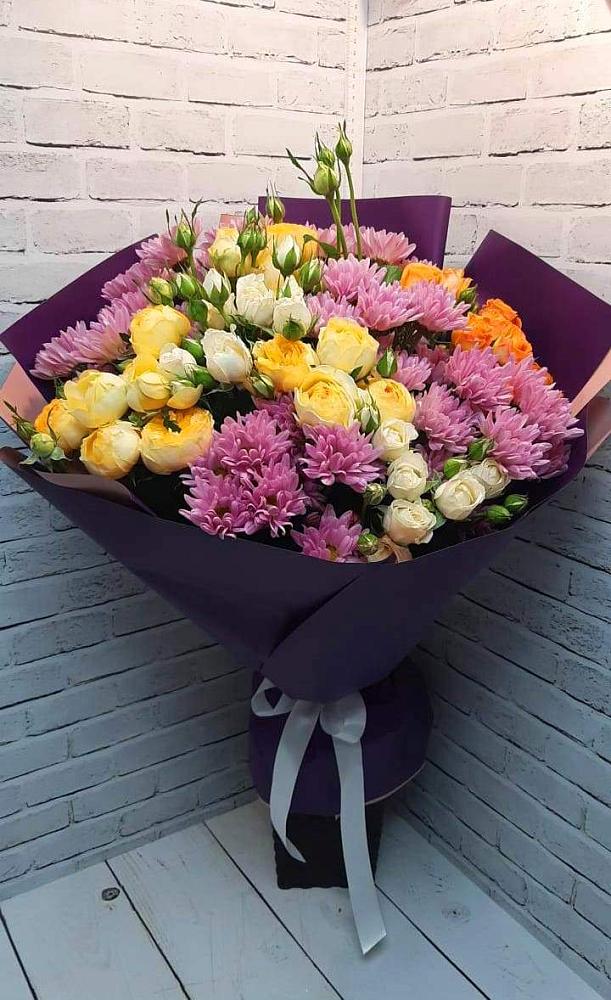 Букет цветов из: Хризантемы и Розы в Балтаси