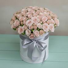 Цветочная композиция из Розы в шляпной коробке в Балтаси