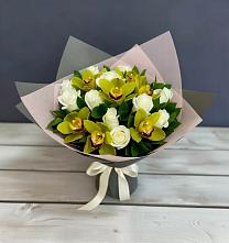 Букет цветов из:  Орхидеи и Розы #REPLACE_PRED# Балтаси