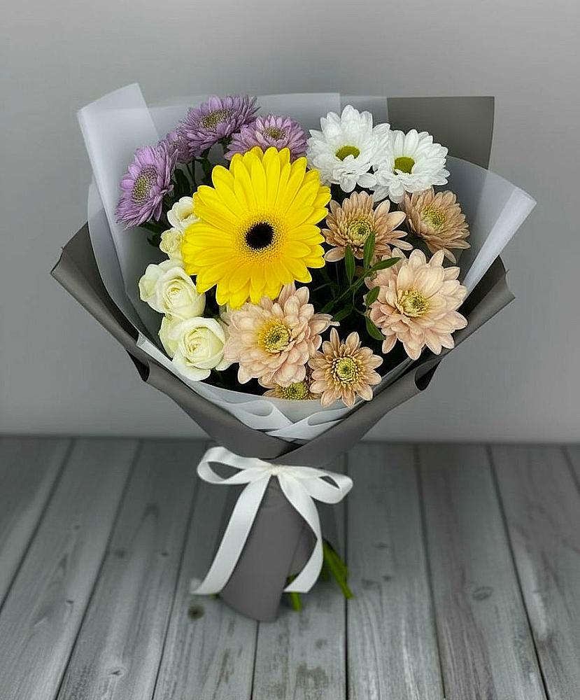 Букет цветов из: Розы, Герберы и Хризантемы в Балтаси