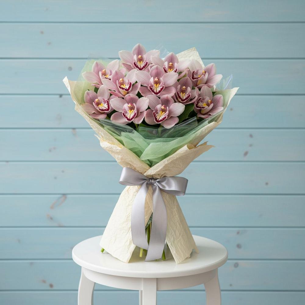 Букет цветов из: Орхидеи и Розы в Балтаси