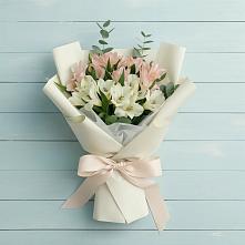 Букет цветов из:  Альстромерии в Балтаси