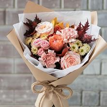 Букет цветов из:  Гвоздики, Хризантемы и Розы в Балтаси